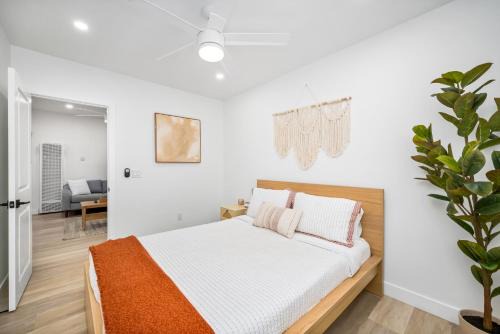 Sunset Beach House | 130 Anderson St B