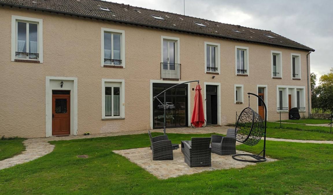 Chailly-en-Biere House | 130 m² Gîte ∙ 4 bedrooms ∙ 9 guests