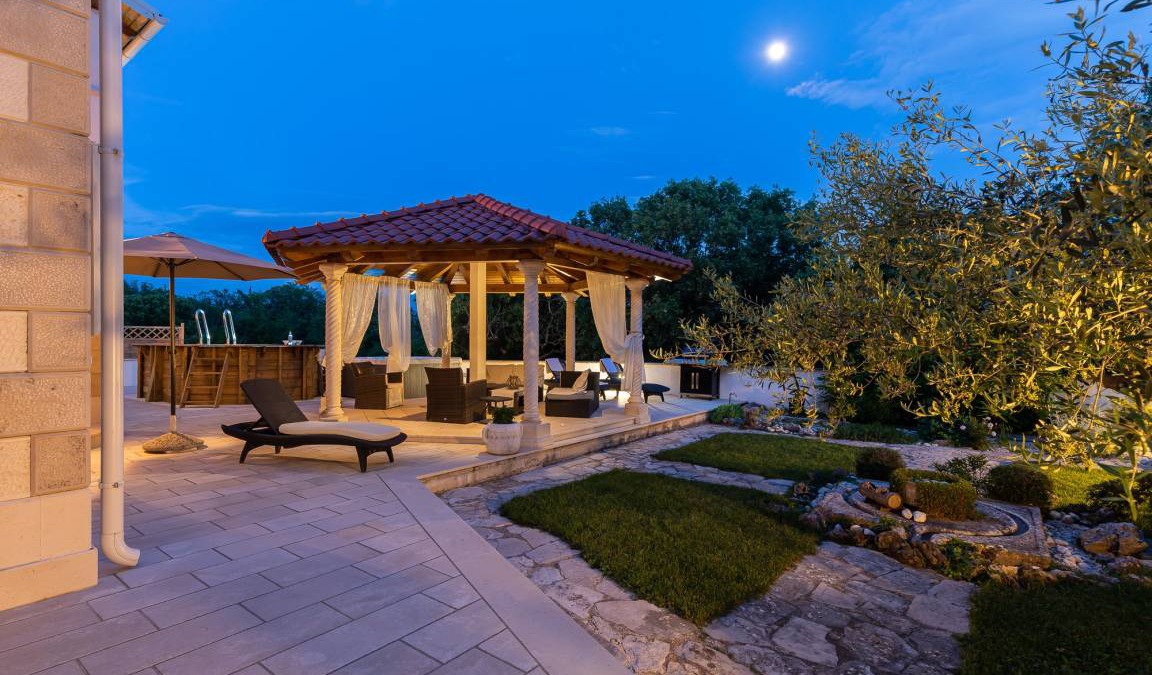Praznica House | 130 m² House ∙ 4 bedrooms ∙ 6 guests
