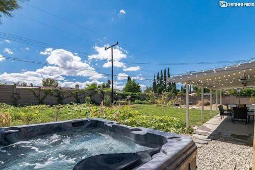 Simi Valley House | 130 m² House ∙ 4 bedrooms ∙ 10 guests