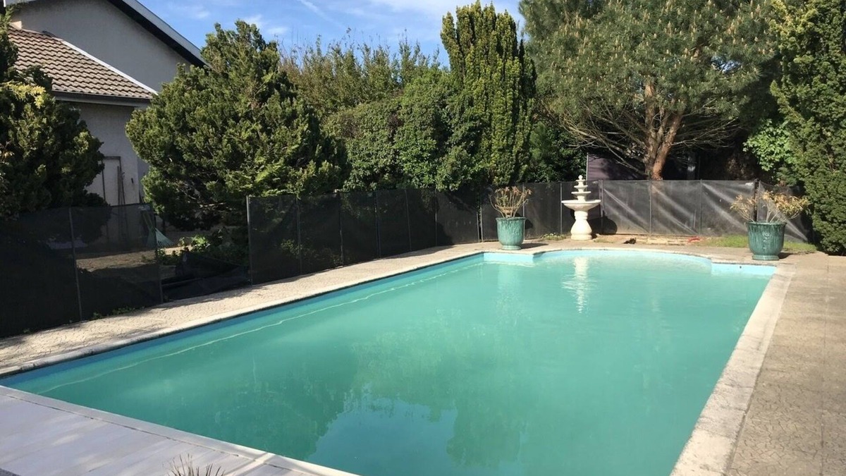 Chonas-l'Amballan Villa | 130m2 villa with garden (1000m2) and swimming pool (10x5m)