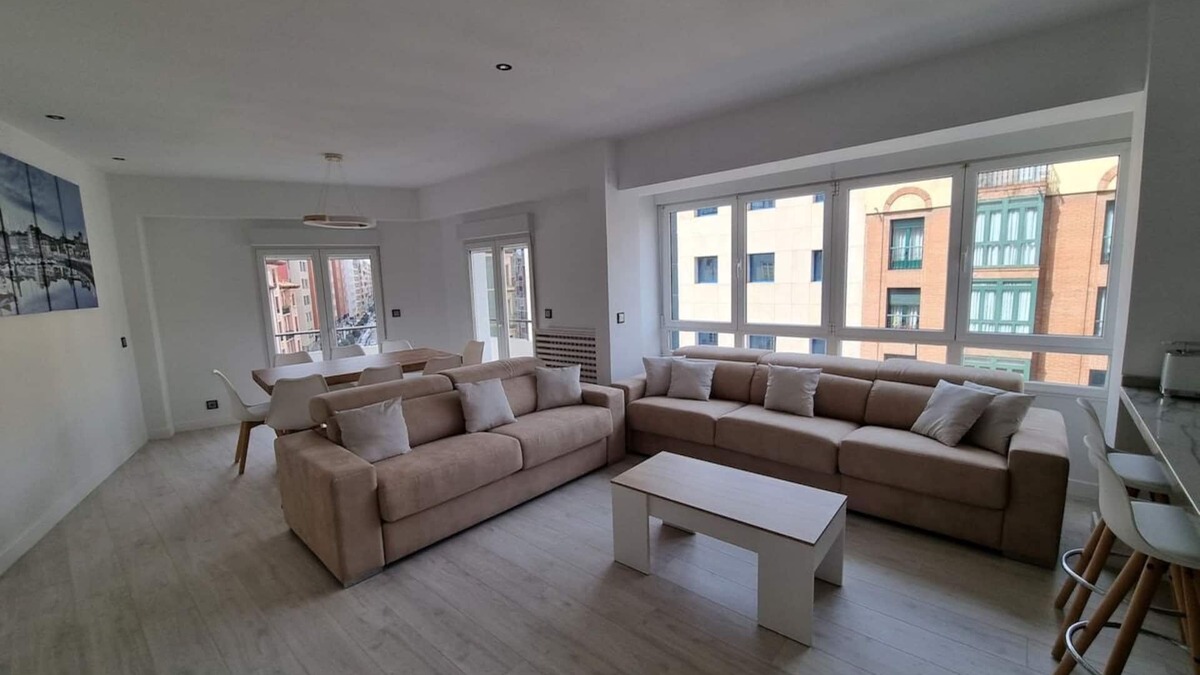 Gijon City Centre Apartment | 131A - Espectacular apartamento 8 personas