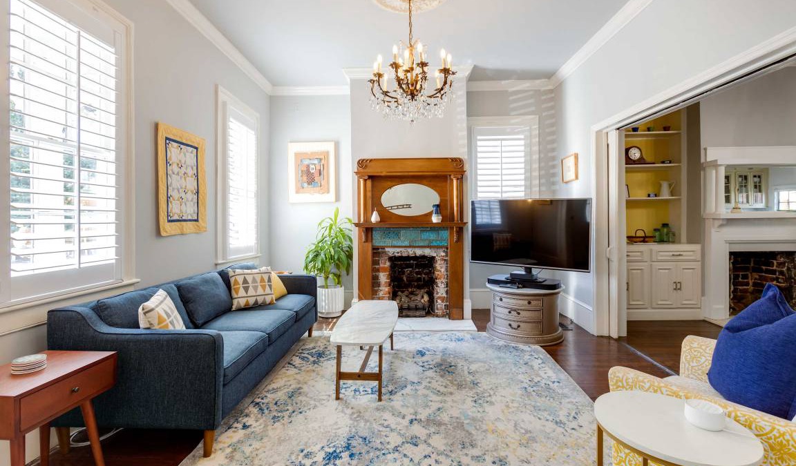 Savannah Victorian District Apartment | 133 m² Apartment ∙ 2 bedrooms ∙ 4 guests