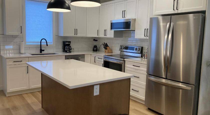 Grande Prairie Apartment | 139 m² Apartment ∙ 4 bedrooms ∙ 6 guests