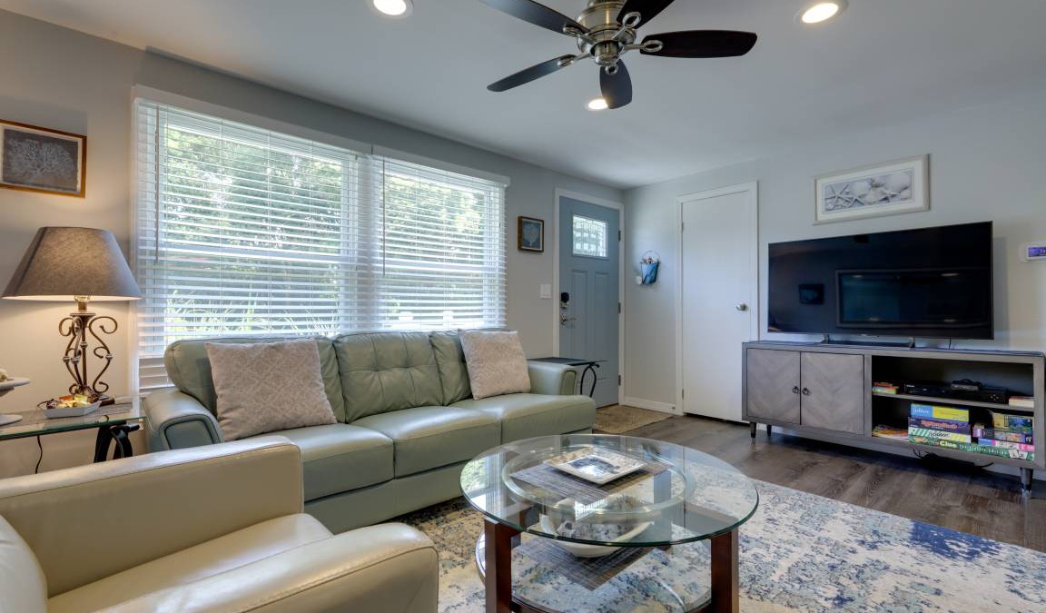 Niantic House | 139 m² House ∙ 2 bedrooms ∙ 4 guests