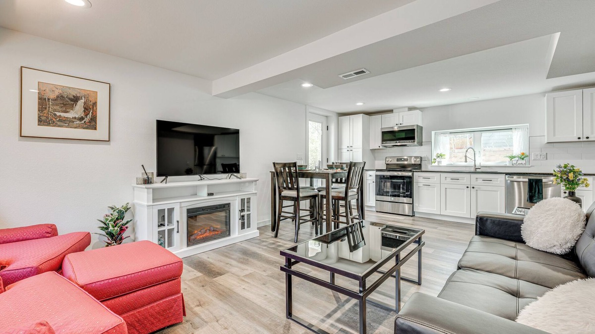 Erie Apartment | 14 Mi to Pearl Street Mall: Erie Getaway
