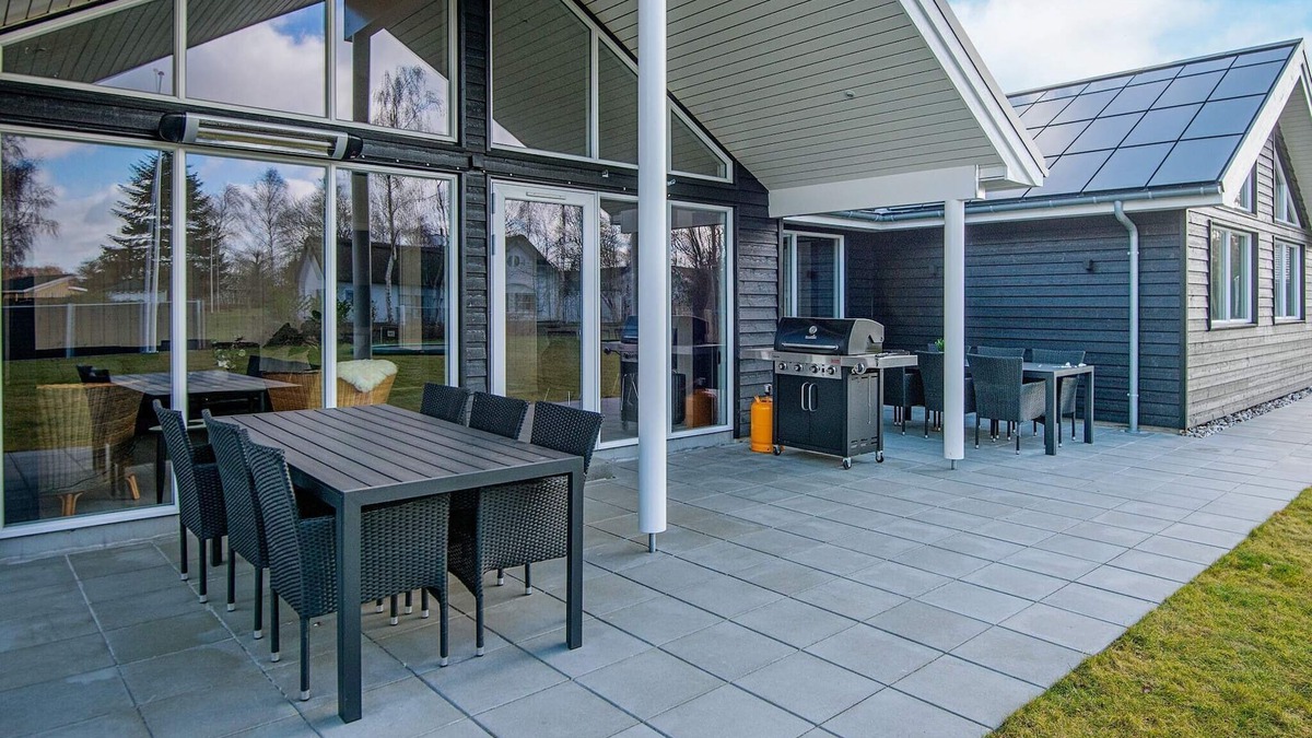 Juelsminde House | 14 person holiday home in Juelsminde
