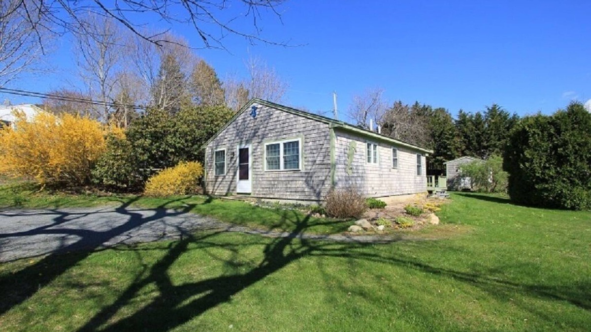 Sandwich House | 14 Town Neck Rd - Pet-friendly, modern home .5 miles to beach, centrally located