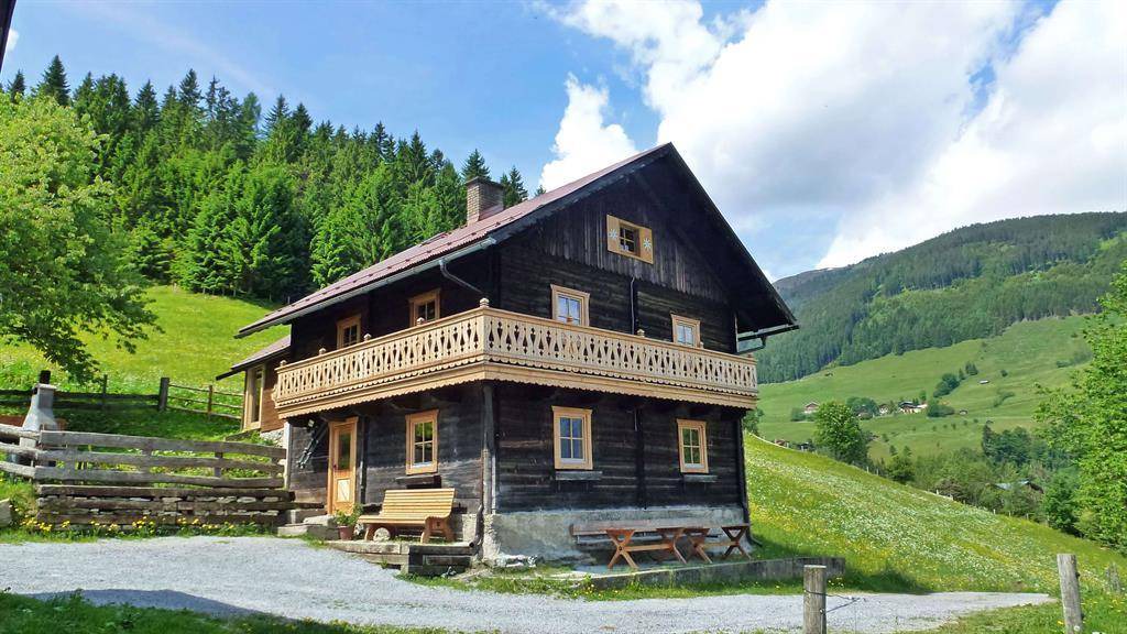 Bad Hofgastein Cabin | 140 m² Cabin ∙ 3 bedrooms ∙ 12 guests