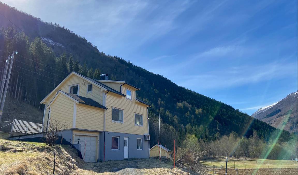 Valldal House | 140 m² House ∙ 4 bedrooms ∙ 8 guests