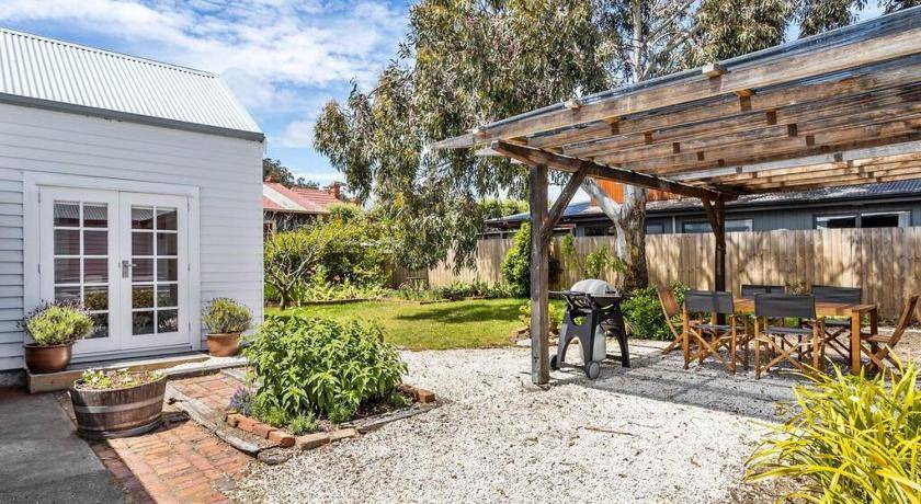 Kingston Beach House | 140 m² House ∙ 3 bedrooms ∙ 6 guests