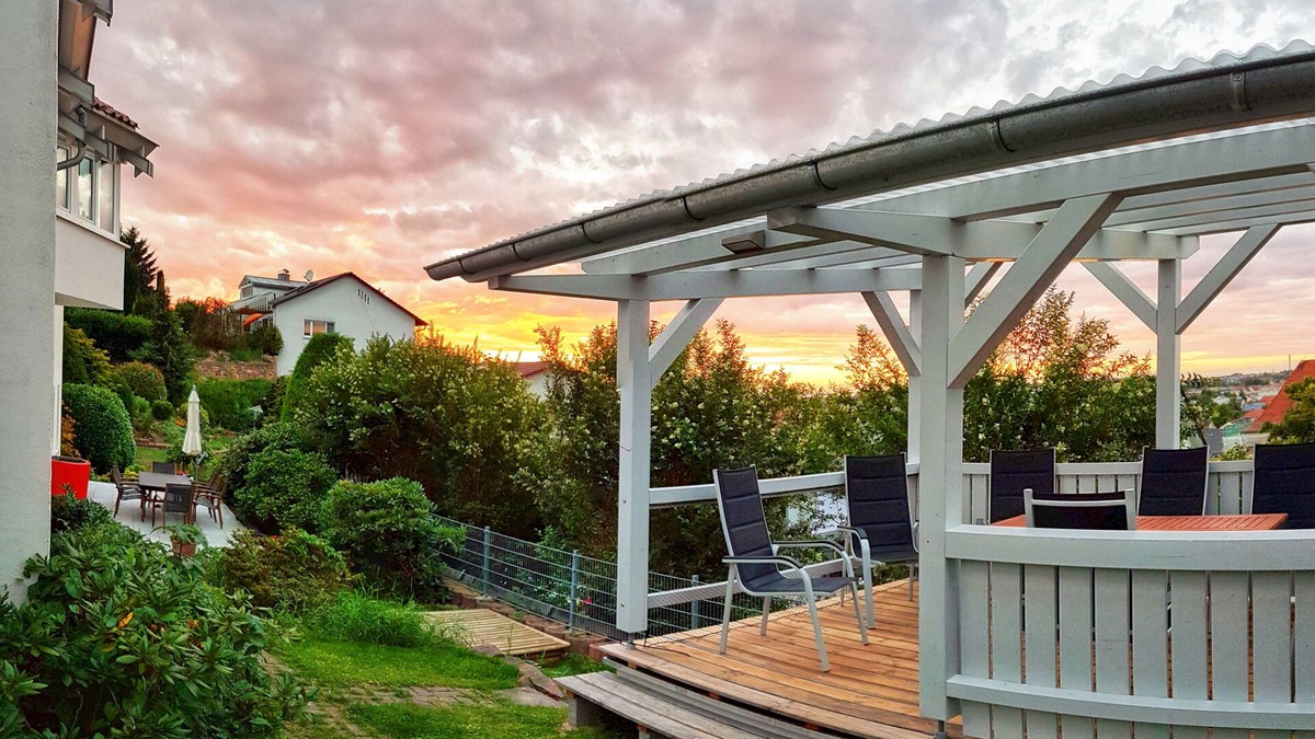 Ettenheim Apartment | 140sqm, box spring beds, a private sauna, 3 flat screen TV, garden, quiet