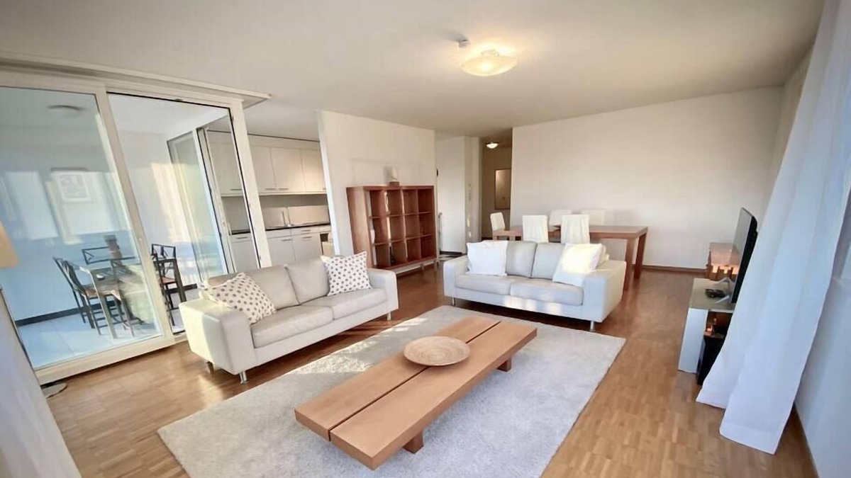 Lausanne Apartment | 141 Your bright and spacious apartment by the lake