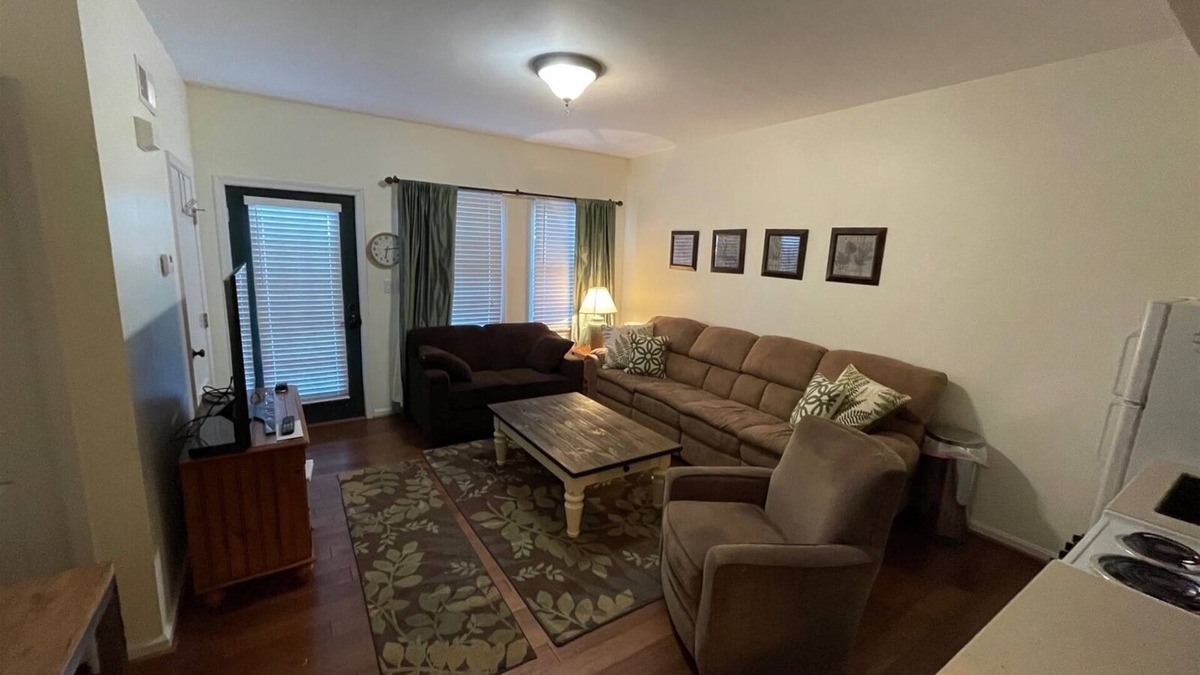 Mercersburg House | 14175 Northern Lights #3 | Studio next to the slopes!