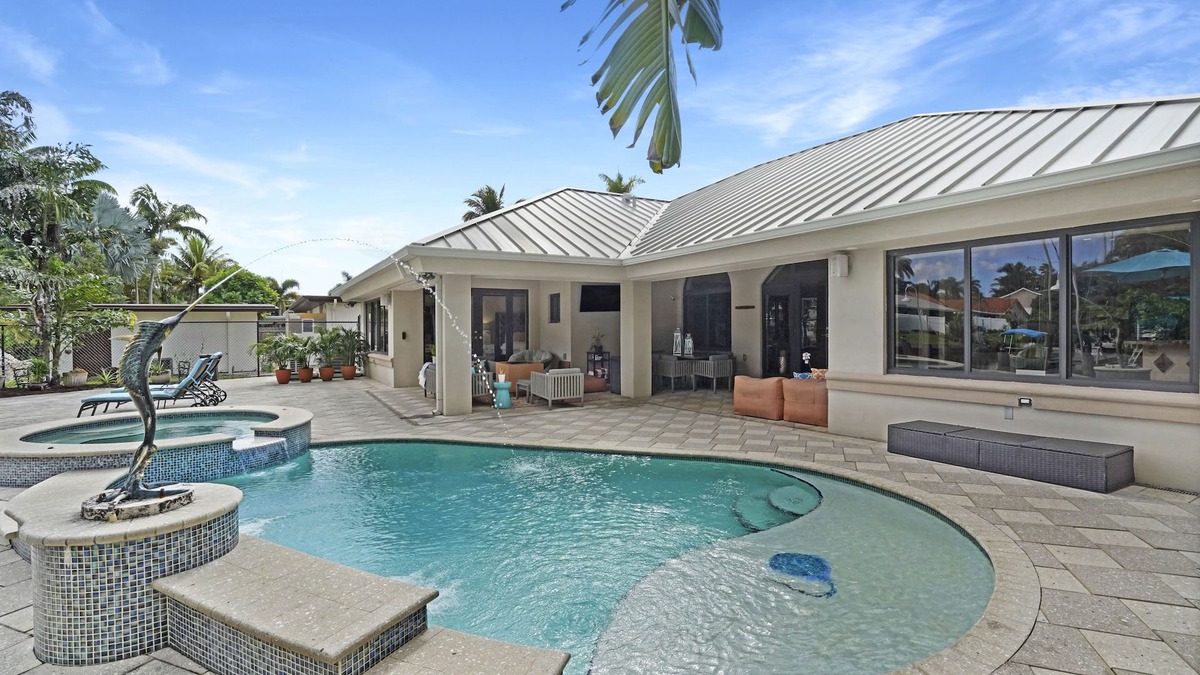 Riverside Park House | 144' New River Dock DT! Sailfish Pool, Hot Tub, Pontoon & Fire Lounge Luxury!