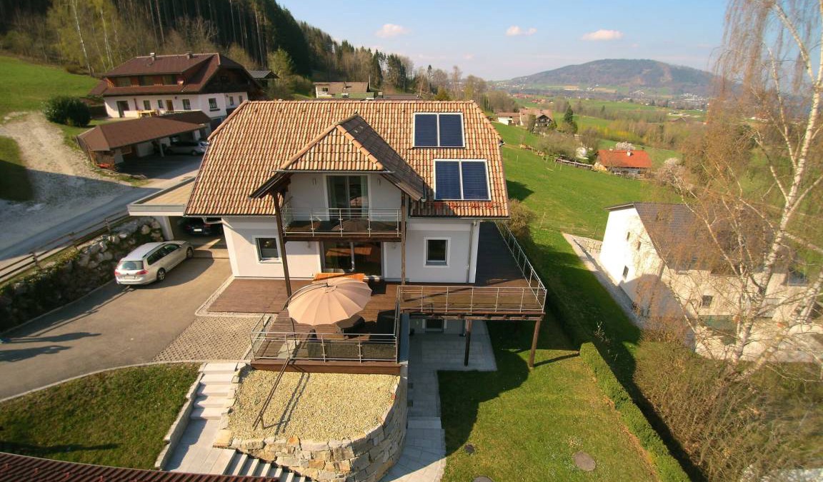 Nussdorf am Attersee Apartment | 148 m² Apartment ∙ 3 bedrooms ∙ 6 guests