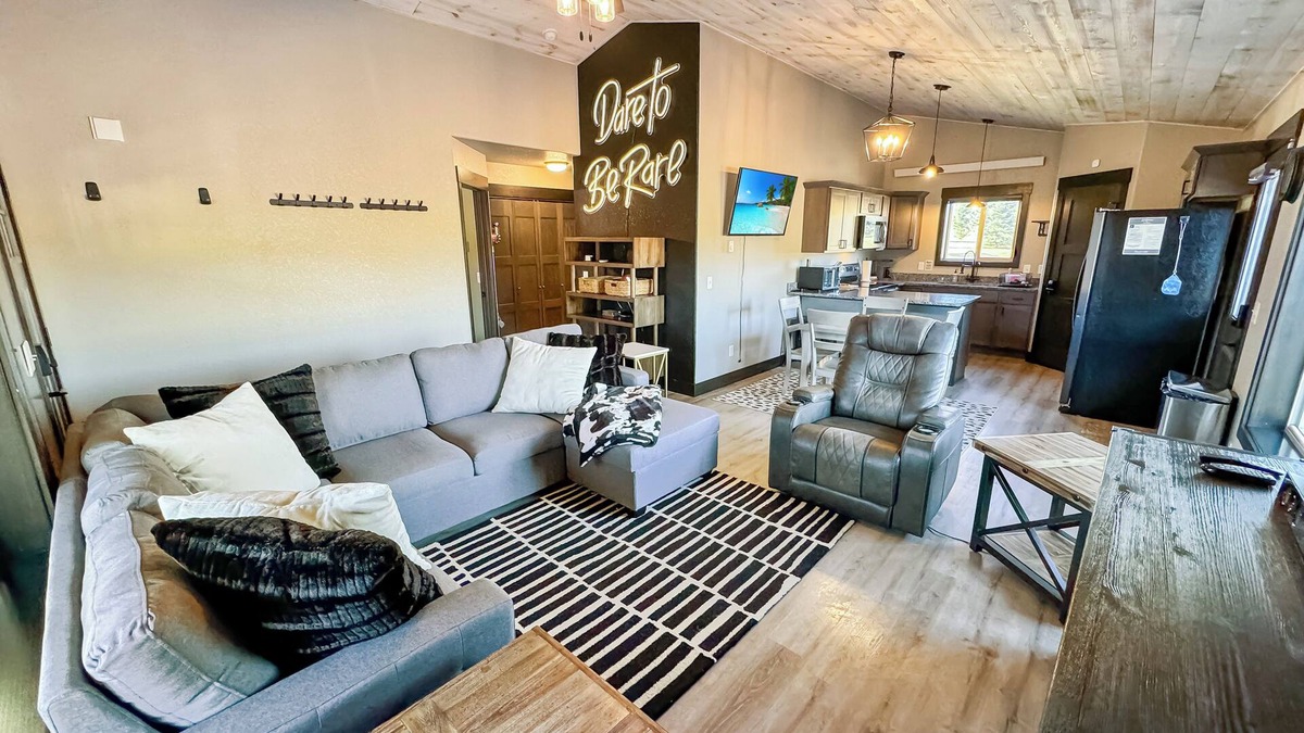 Sturgis House | 14A Getaway, 14A Getaway in Boulder Canyon