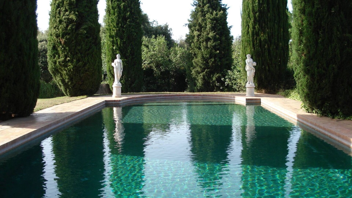 La Bisbal d'Emporda House | 14th century fortified farmhouse.