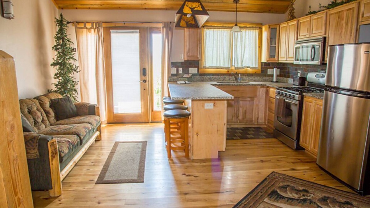 Afton Condo | 15) 1 BEDROOM WITH LOFT CONDOS - 3 QUEENS- The Mountain Inn
