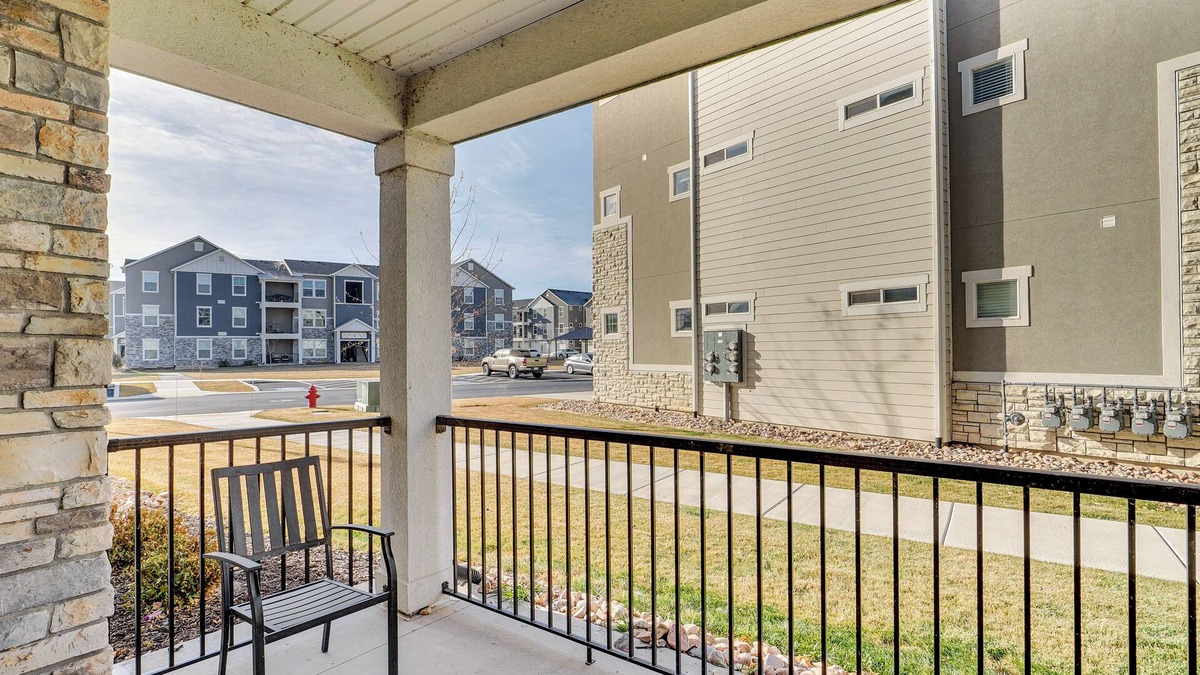 Vineyard Condo | 15 Mi to Sundance: Pet-Friendly Condo in Vineyard