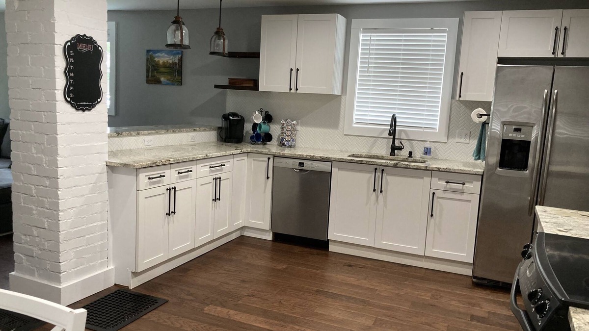 Montgomery Center House | 15 min to Jay Peak