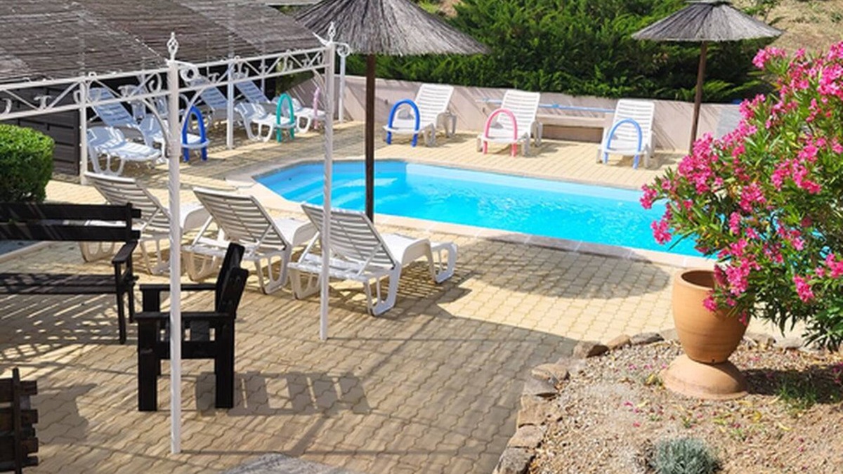 Les Esterets du Lac House | 15 mn from Cannes, Gîte T2, les lavandes 2à4pers, animals see owner