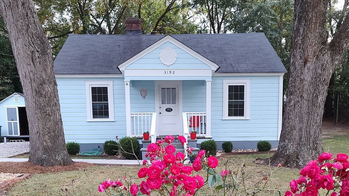 Covington House | 15% OFF Jan thru Mar 2025! NEW Monthly Rental! Charming, Cozy, Renovated Cottage