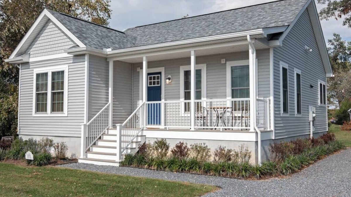 Tilghman House | 15% Off Promo! Tilghman Cottage by Views & Eats