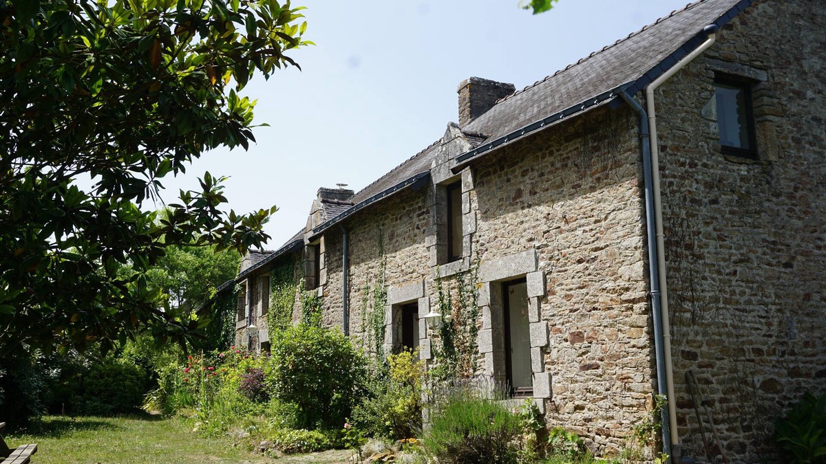 Pluvigner House | 15-person gîte in the countryside, 30 minutes from Morbihan beaches