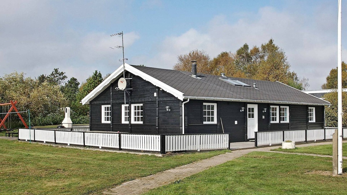 Hou House | 15 person holiday home in Hals-By Traum