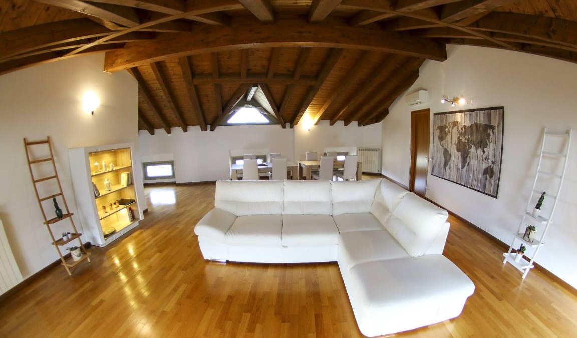 Seriate Bed & Breakfast | 150 m² Bed and breakfast ∙ 3 bedrooms ∙ 10 guests