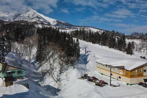 Akakura Ski Chalet | 150 m² Chalet ∙ 5 bedrooms ∙ 12 guests
