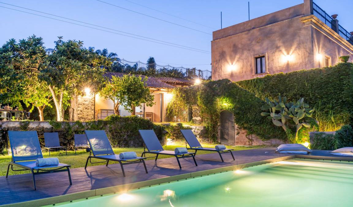 Coste House | 150 m² House ∙ 2 bedrooms ∙ 10 guests