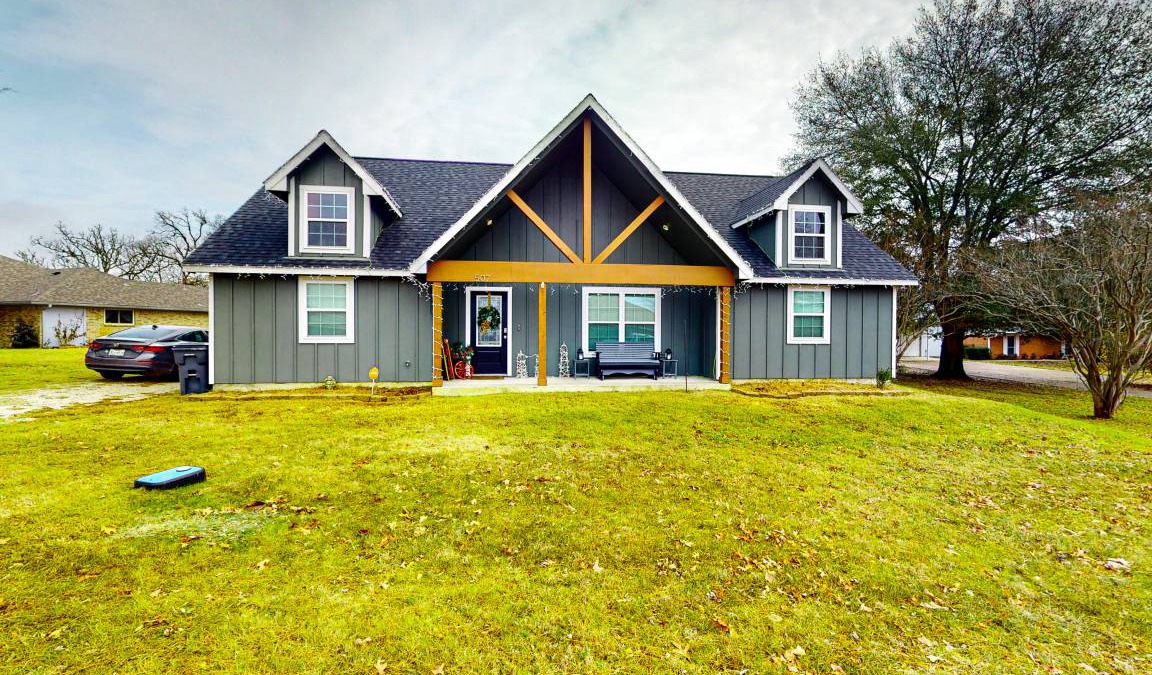 Emory House | 150 m² House ∙ 3 bedrooms ∙ 10 guests