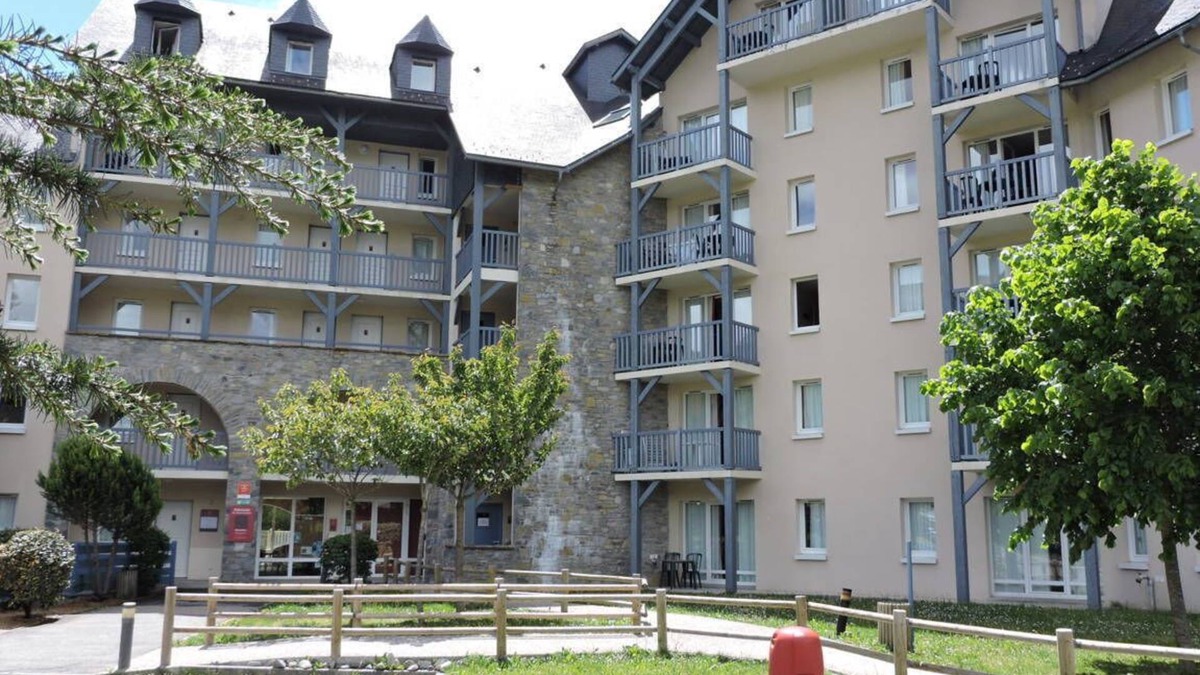 Saint-Lary-Soulan Apartment | 150 metres from gondola lift and cable car