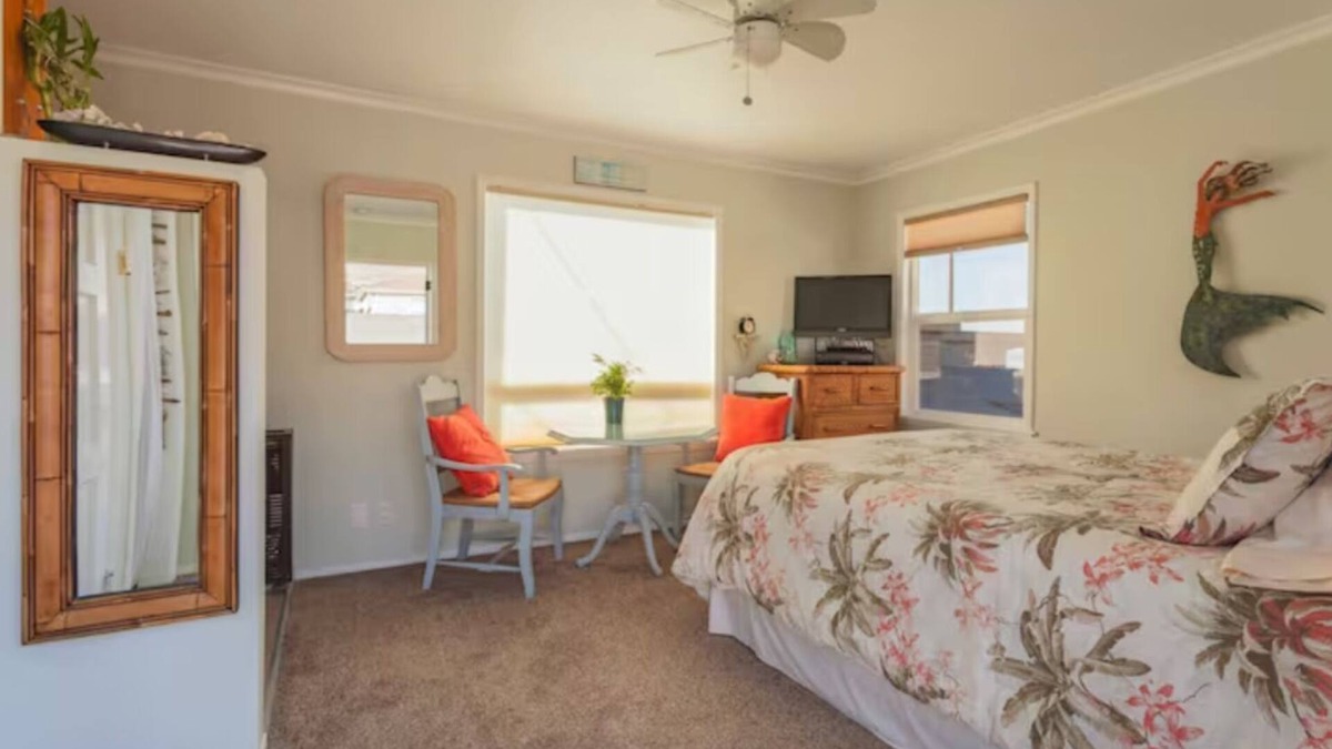 Shell Beach Apartment | 150 Steps From The Ocean In Beautiful Shell Beach.