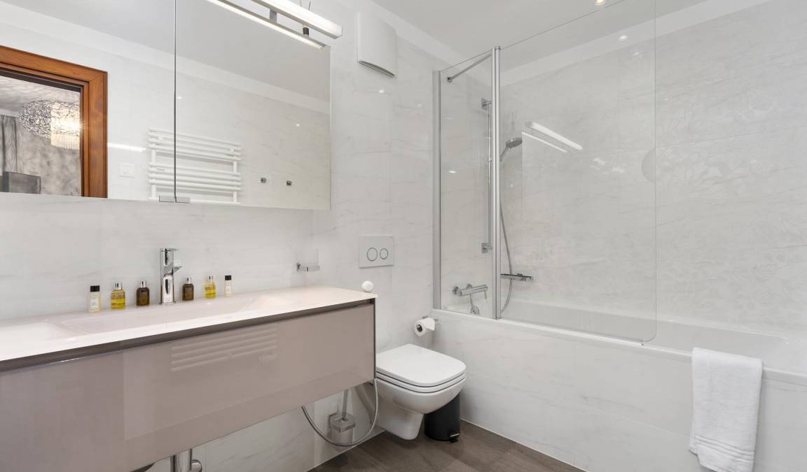 Montreux City Centre Apartment | 155 m² Serviced apartment ∙ 3 bedrooms ∙ 8 guests