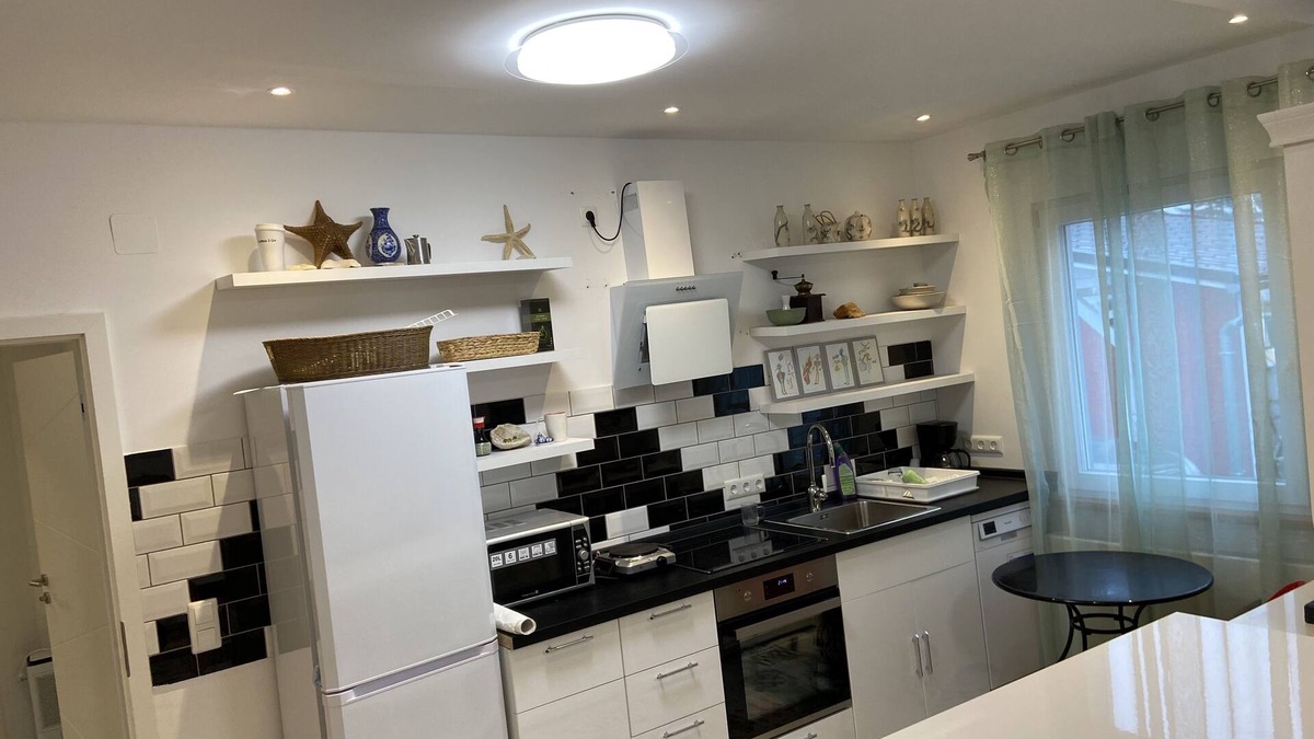 Lindenberg Apartment | 16 Km v. Berlin-Zentrum family apartment in new villa for 3 persons