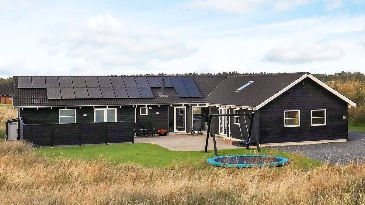 Nr. Lyngby House | 16 person holiday home in Løkken-By Traum