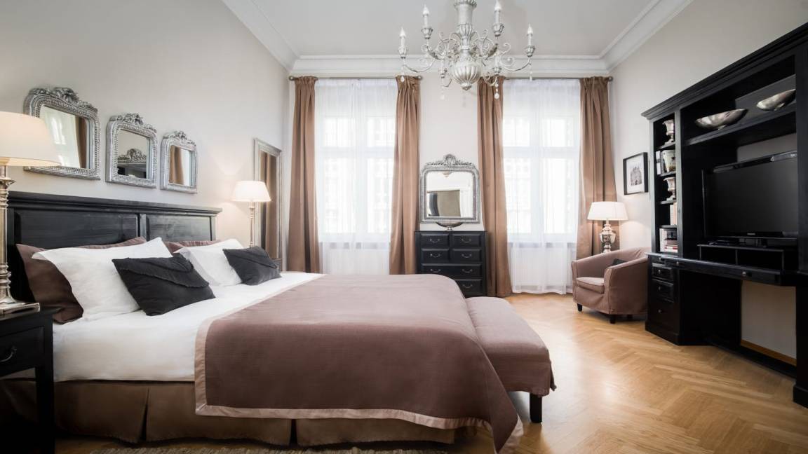 Schoeneberg Apartment | 160 m² Apartment ∙ 3 bedrooms ∙ 1 guest