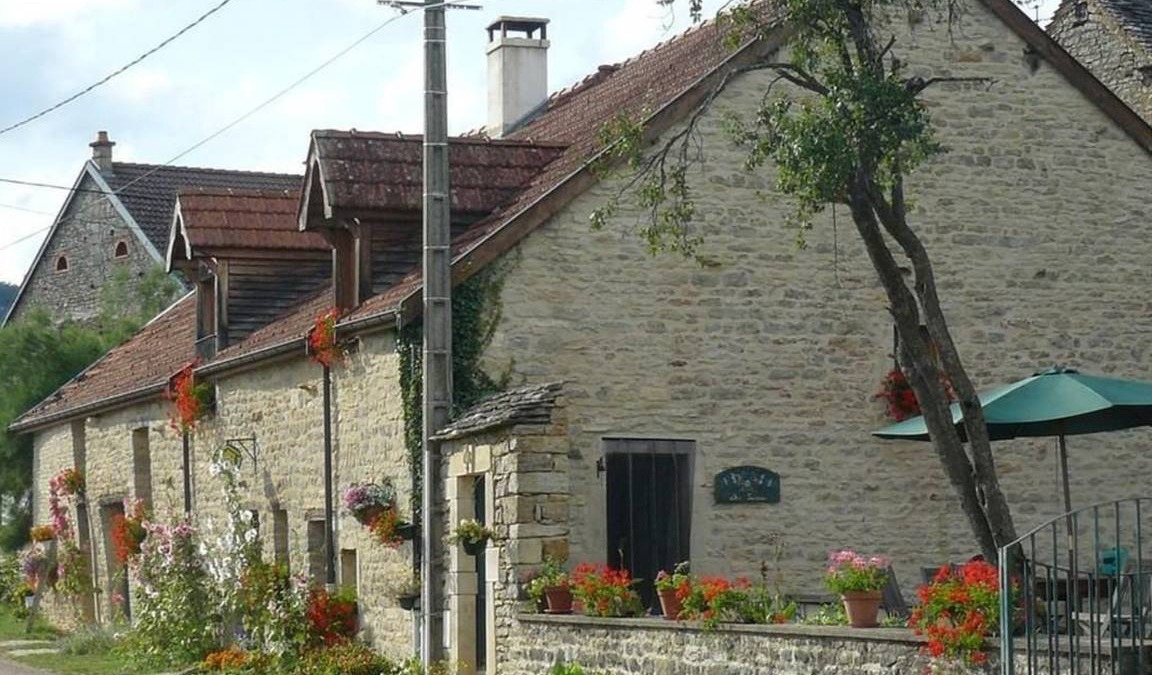 Savigny-sous-Malain Cottage | 160 m² Cabin ∙ 5 bedrooms ∙ 10 guests