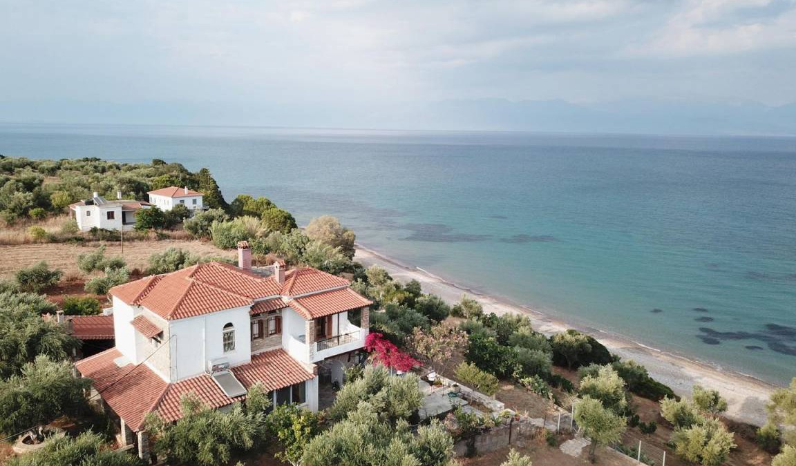 Aipeia House | 160 m² House ∙ 3 bedrooms ∙ 6 guests