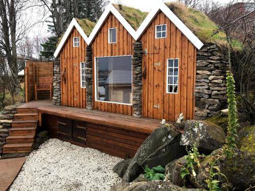 Reykjavik Villa | 160 m² Villa ∙ 3 bedrooms ∙ 6 guests
