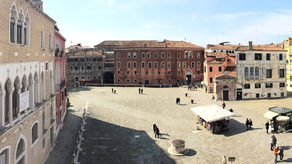 San Marco Apartment | 160 square meters in the historic center, a stone's throw from Piazza San Marco