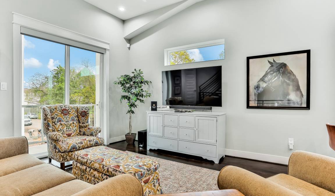 Astrodome House | 161 m² House ∙ 3 bedrooms ∙ 7 guests
