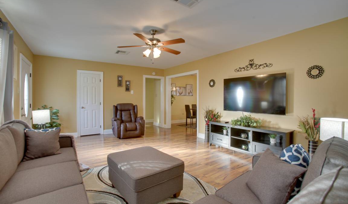 Donaldsonville House | 162 m² House ∙ 3 bedrooms ∙ 6 guests