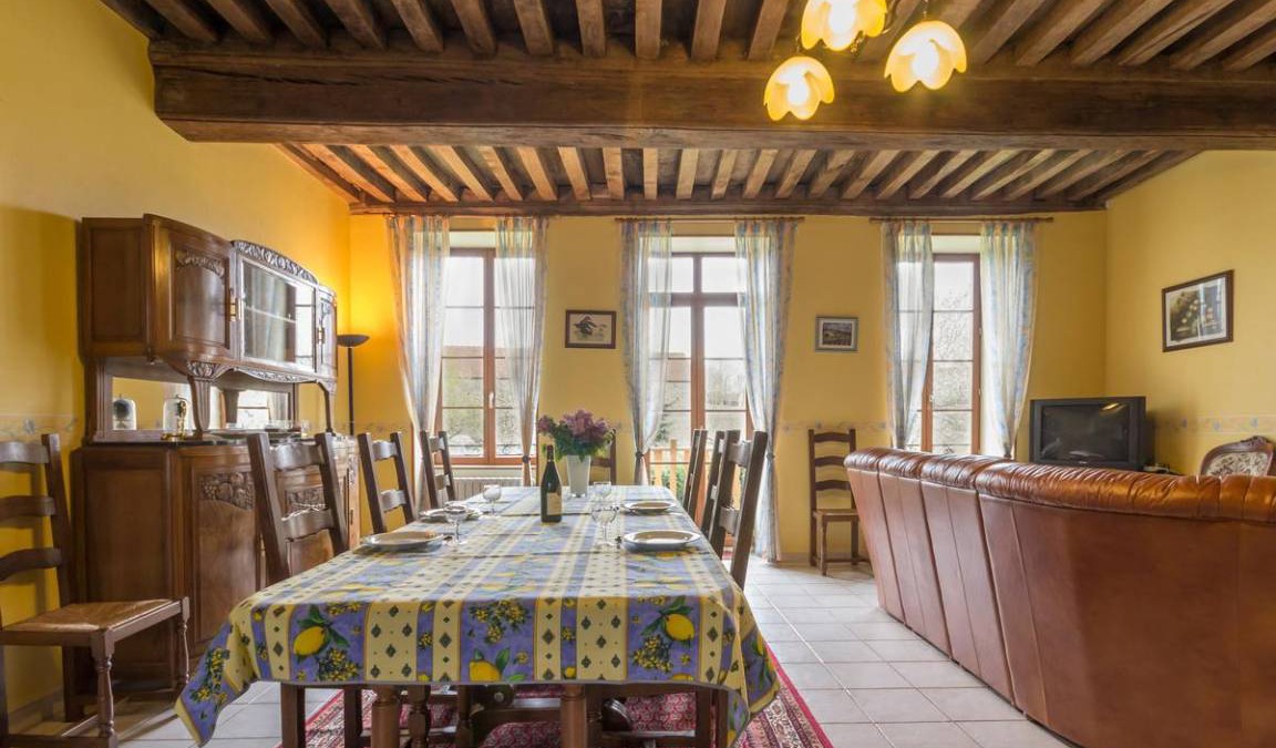 Montceau-et-Echarnant House | 164 m² House ∙ 4 bedrooms ∙ 9 guests