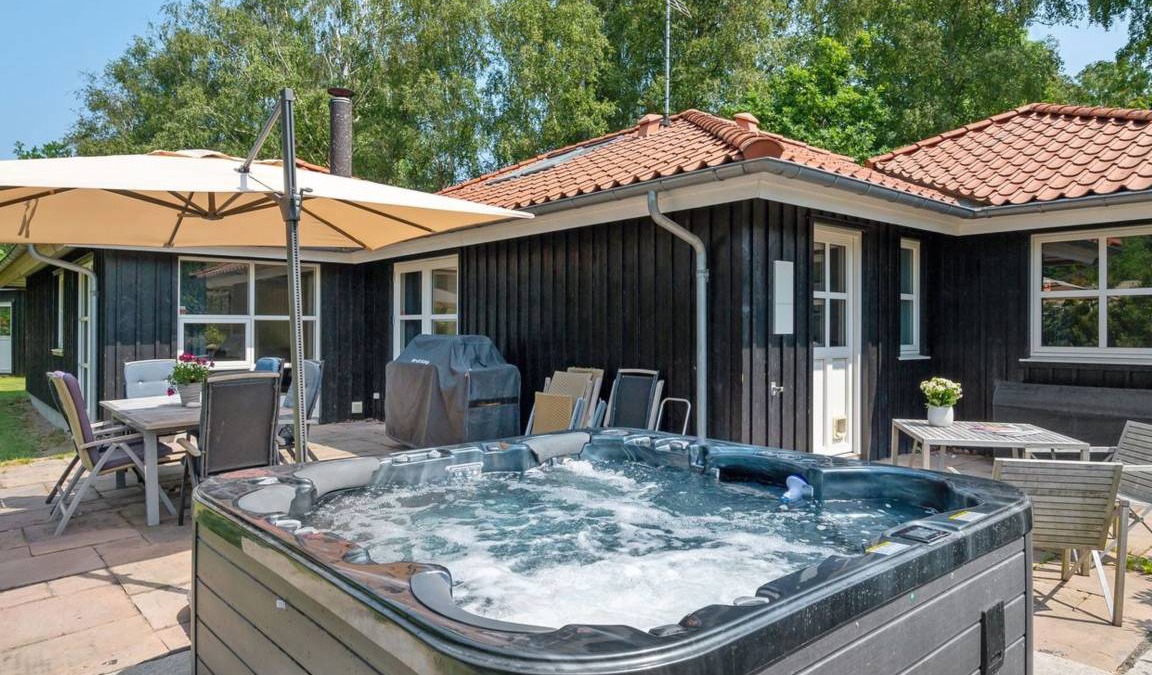 Udsholt Sand House | 165 m² House ∙ 1 bedroom ∙ 12 guests