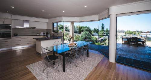 Hobart Central Business District House | 168 m² House ∙ 4 bedrooms ∙ 8 guests