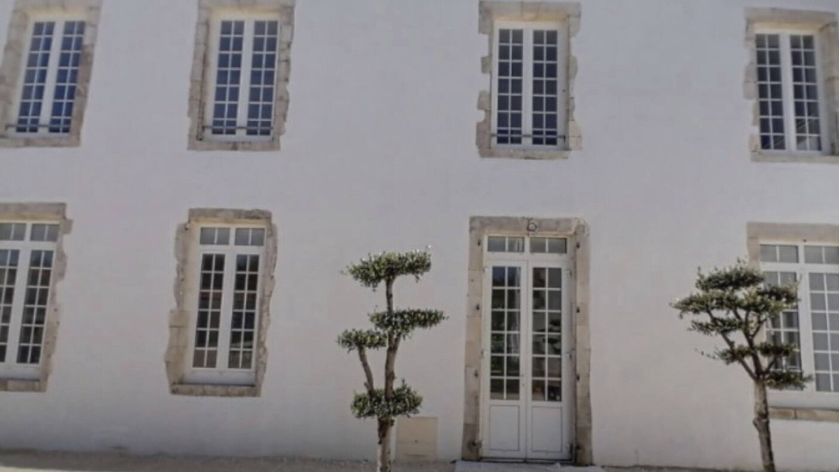 Salles sur Mer House | 16th century mansion - La Rochelle Chatelaillon